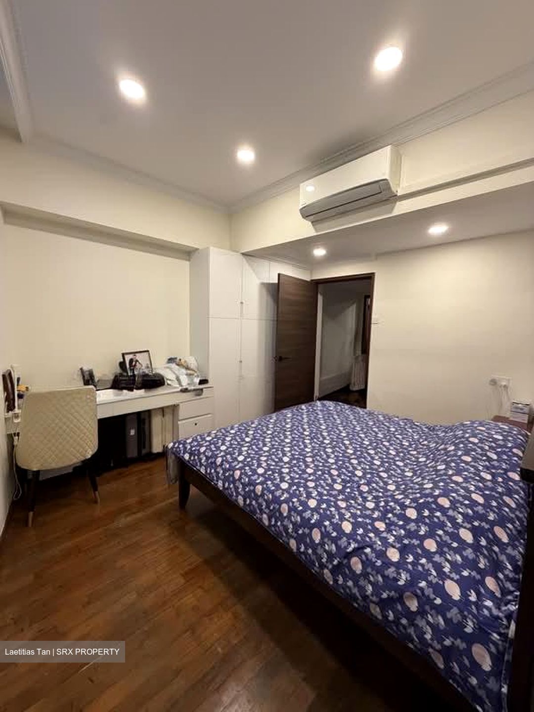 The Sunflower (D14), Office #575691551